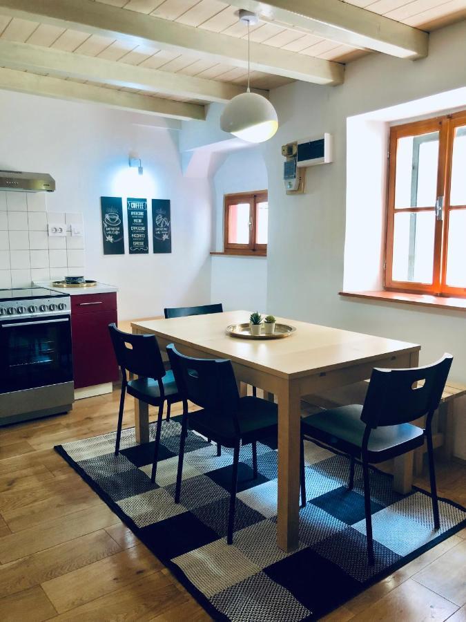Seayou!***Charming 1-Bedroom Rental Unit In The Old City Center Of קרס מראה חיצוני תמונה