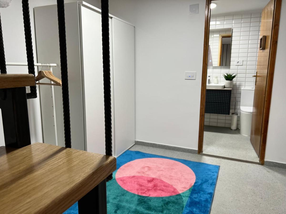 Seayou!***Charming 1-Bedroom Rental Unit In The Old City Center Of קרס מראה חיצוני תמונה