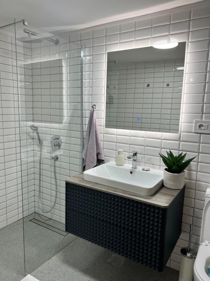 Seayou!***Charming 1-Bedroom Rental Unit In The Old City Center Of קרס מראה חיצוני תמונה